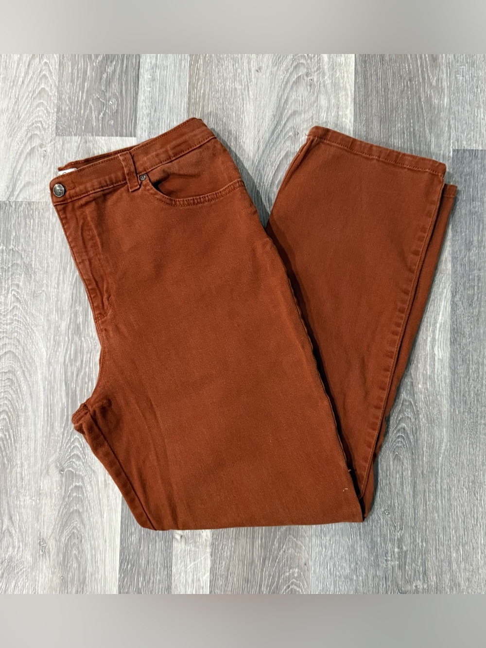 Gloria Vanderbilt Women’s Brown Medium Wash Mid Rise Straight Leg Stretch Jeans